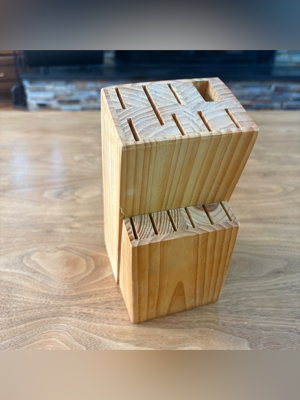 EUC knife block